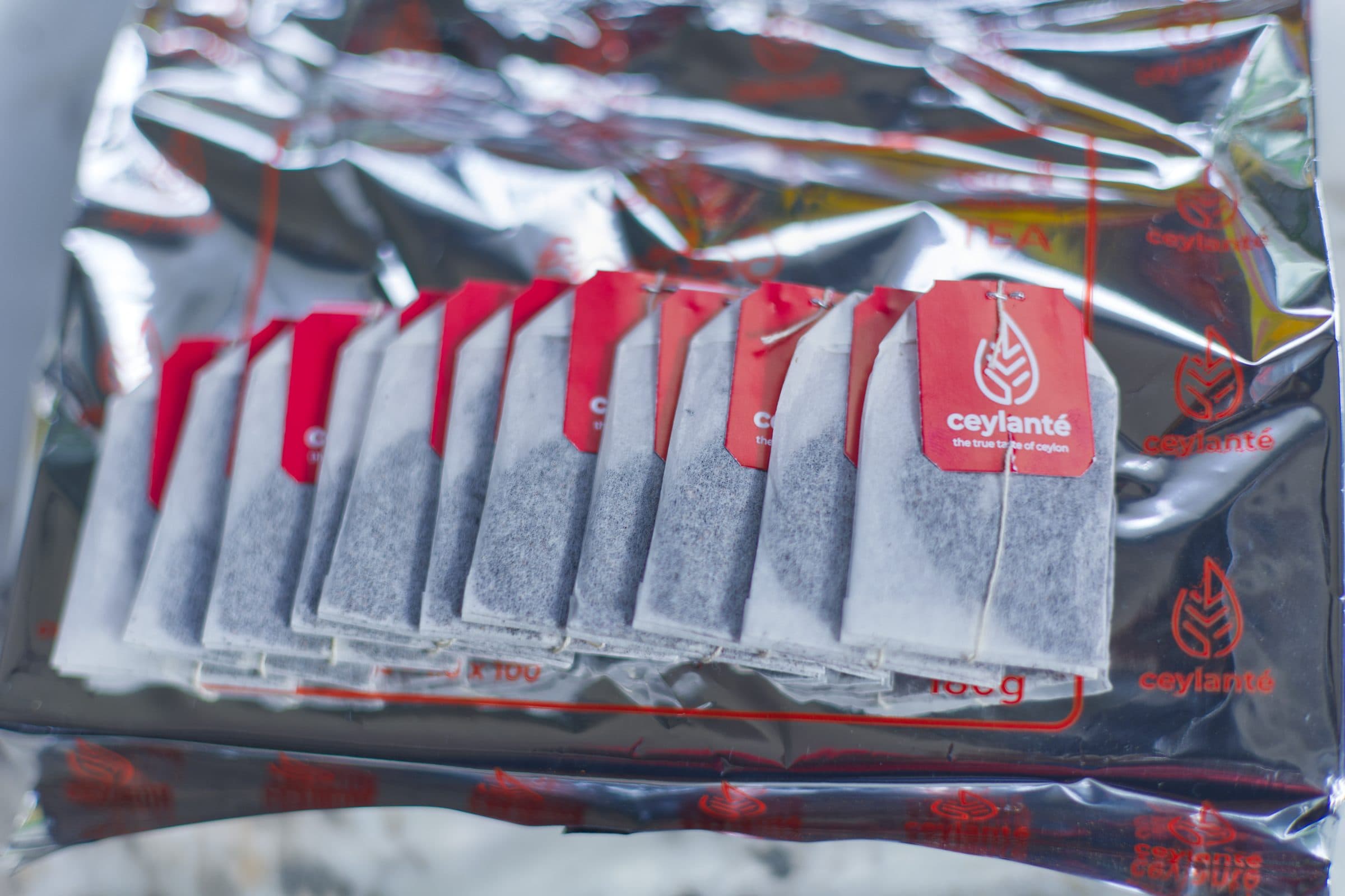 Tagged double-chamber tea bags, 100s pack